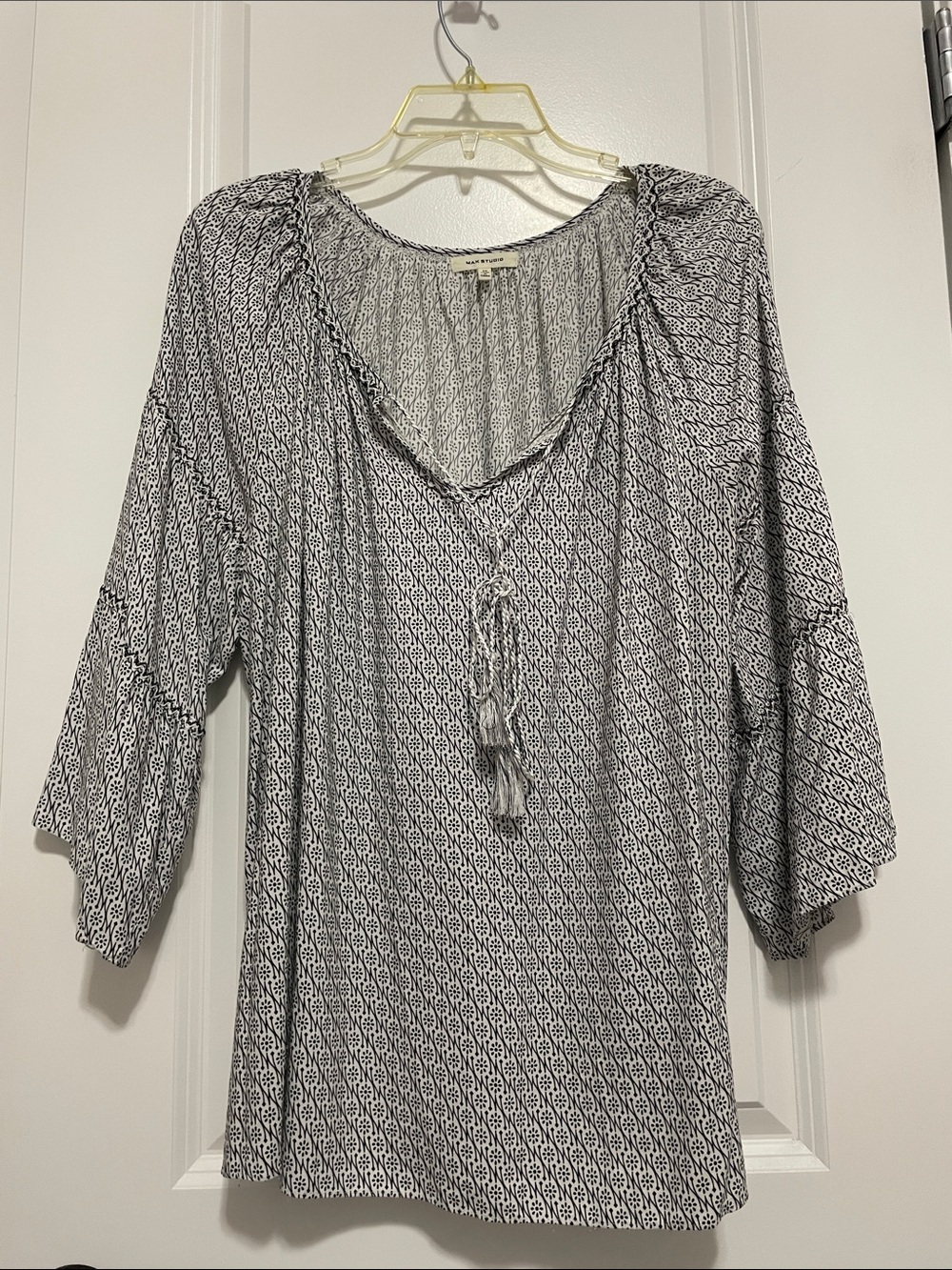 Max Studio Black and White Patterned Tassel Peasant Blouse
